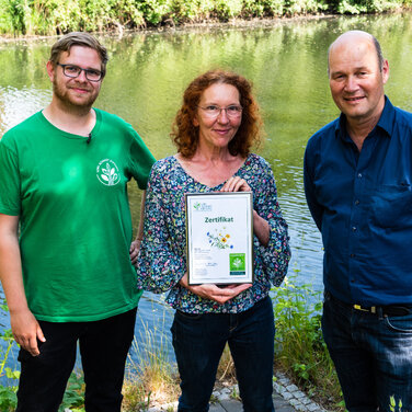 Natur auf dem Firmengelände – Ein Wilhelmsburger Familienunternehmen zeigt, wie es geht