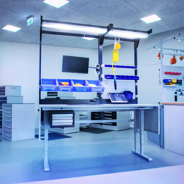 Mit wenigen Handgriffen zum ergonomischen Systemarbeitsplatz