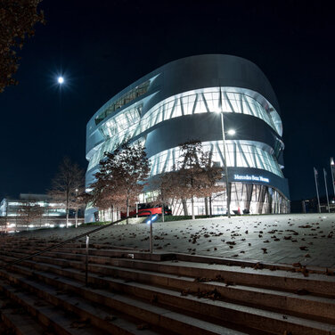 Mercedes-Benz Museum neu in Szene gesetzt