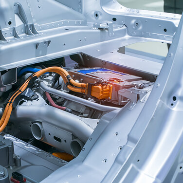 WECO entwickelt neue Stiftleiste zur Kühlluftsteuerung für E-Auto-Batteriezellen