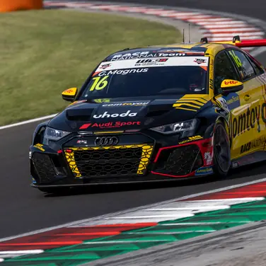 Audi RS 3 LMS #16 (Comtoyou Team Audi Sport), Gilles Magnus