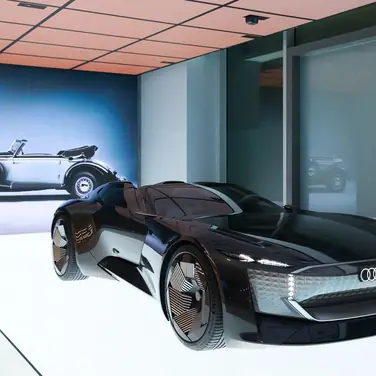 Automobile Zukunft: Im HoP in Shanghai konnten Besucher_innen auch das Konzeptfahrzeug Audi skysphere concept erleben.