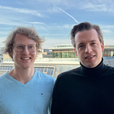 Kooperation Bullfinch & Ostrom: Dynamische Tarife & Virtual Power Plant Innovation im Energiemarkt