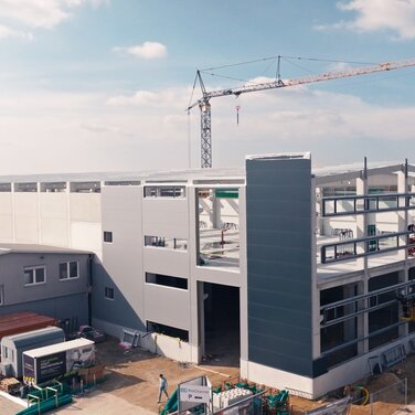 Rohbau des Headquarters in Gersthofen