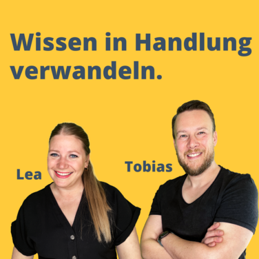 Team von l.i.d. – Lea Wurm und Tobias Hombach vor gelbem Hintergrund mit Claim „Wissen in Handlung verwandeln“.