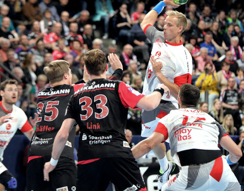 Handball: HC Erlangen unterliegt im Herzschlagfinale Melsungen