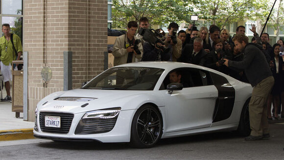 Iron Man fährt Audi R8 e-tron