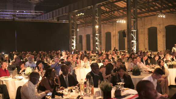 BONOFA AG feiert mit Partnern und Freunden aus aller Welt in exklusiver Event-Location