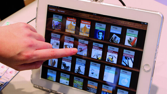 Mobile Learning-Plattform »iAcademy« auf der Learntec in Karlsruhe (4. bis 6. Februar)