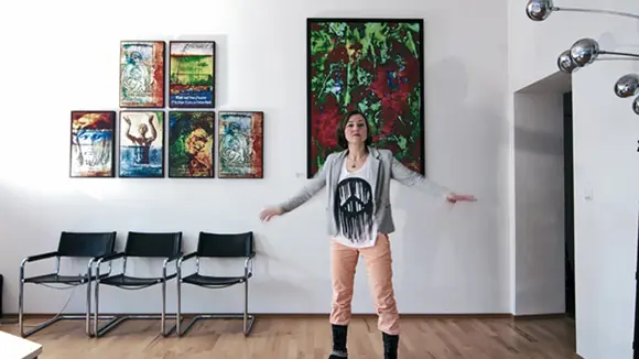 Galerie Unikat Gelsenkirchen präsentiert Mixed Medias von Julia Kellerbrandt