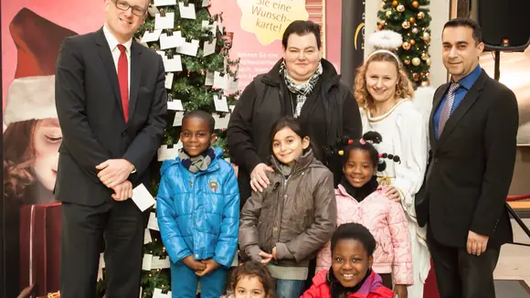 Wunschbaumaktion im FORUM Duisburg am 21. November 2014 gestartet