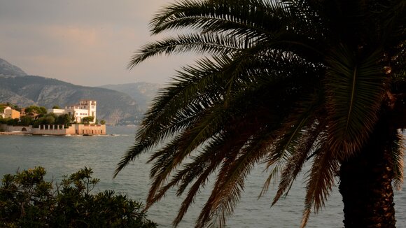 Blumenzauber und Prachtbauten an der Côte d’Azur