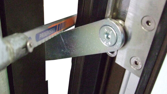 SECURON® Aluminiumfenster: Einbruchschutz auch in gekippter Fensterstellung