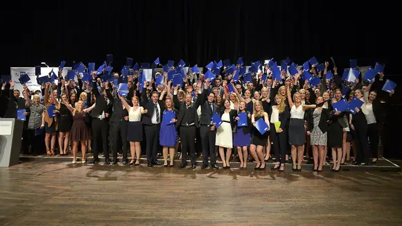 Bachelorabsolventen verabschiedet