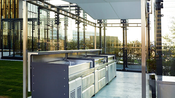 Mobile Kitchen – innovative System-Module für die luxuriöse Outdoor-Küche