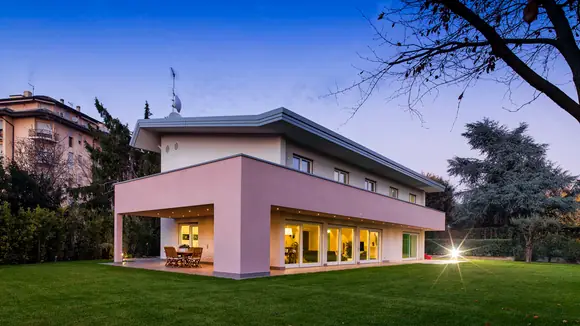 Rubner Haus: Kubistische Architektur trifft familiäre Wohnatmosphäre