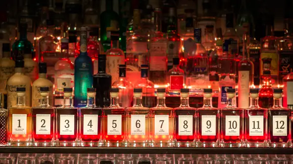 Das Revival der Hausbar – Zeitlose Cocktail-Klassiker für zu Hause