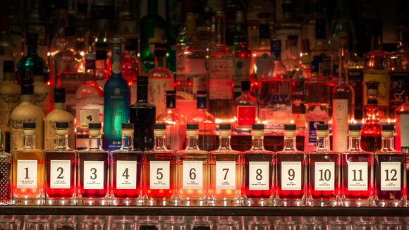 Das Revival der Hausbar – Zeitlose Cocktail-Klassiker für zu Hause