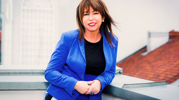 Kerstin Eger feiert ihren Jahresbestseller und überrascht im April 2016 mit neuem Roman