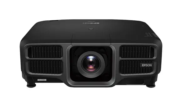 LANG investiert rund 3 Millionen Euro in Epson EB-L1000 Serie