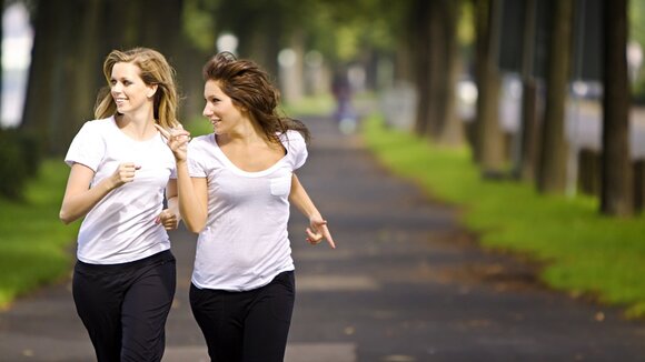 Repräsentative Umfrage: Körperliches Wohlbefinden in Deutschland auf hohem Niveau