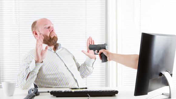 Cyber-Schutz für Webseitenbetreiber mit Versicherung gegen Restrisiken