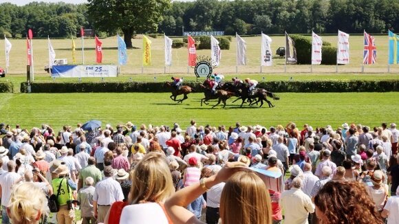 Auf's richtige Pferd gesetzt: Optimahl Catering erweitert 2017 Gastronomieangebot in Hoppegarten