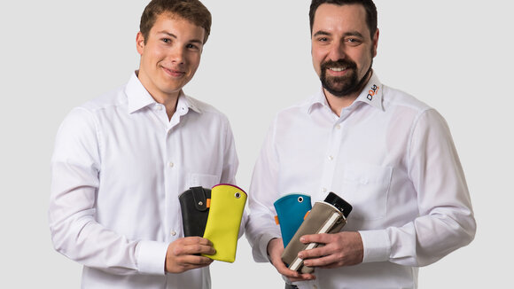 Startup entwickelt App-gesteuerte Tasche zum kabellosen Laden von Smartphones