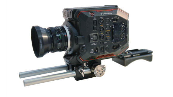 Chrosziel LWS 401-EVA1: die Leichtstütze für Panasonic AU-EVA1 Kamera
