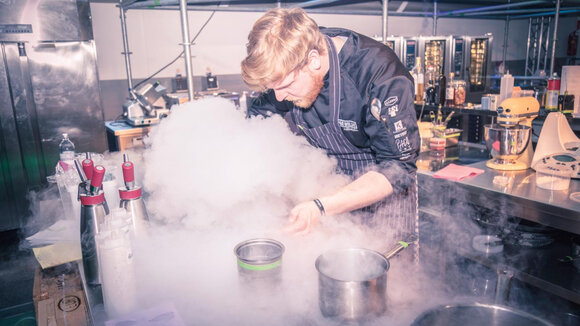 Let the games begin! Karlowsky Fashion ist offizieller Partner des Kochwettbewerbs JUNGE WILDE 2018