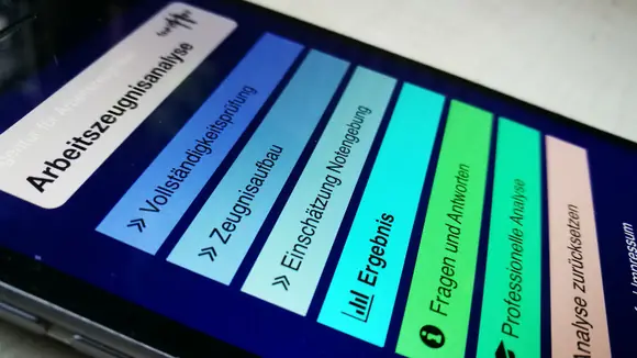 Arbeitszeugnisse analysieren mittels App