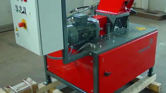 Säubern ohne Materialverlust: Hydraulische Easy Cleaning-Konstruktion erleichtert Arbeitsprozesse