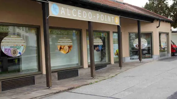 Erster Alcedo-Point für Kryptowährungen/Bitcoin und Gold in Holzkirchen eröffnet