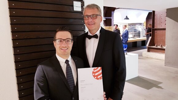 MOCOPINUS – Gewinner des Red Dot Awards 2019 für karbonisierte Holzprofile Auszeichnung für hohe Designqualität von CARBOSET10 .