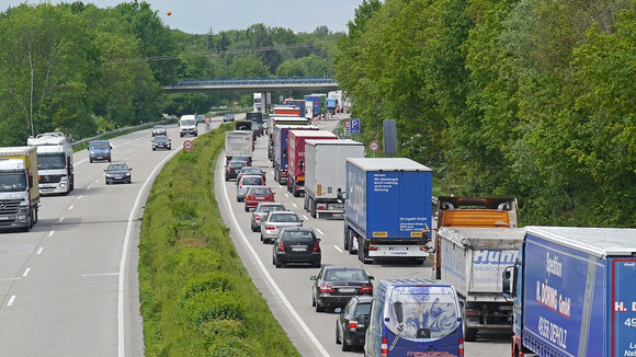 Streit um Blockabfertigung