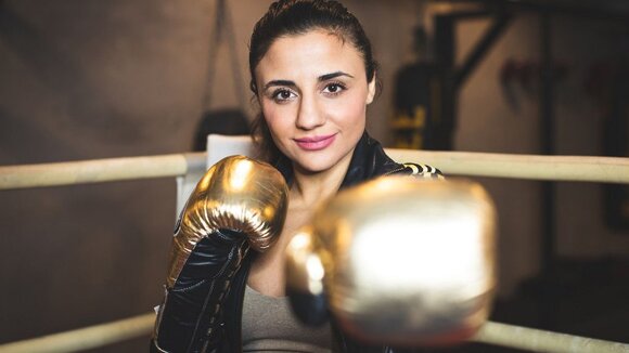 Unschlagbar mit Susi Kentikian: Box-Weltmeisterin im Alstertal-Einkaufszentrum