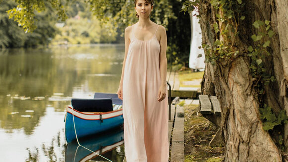 Die Schwester mit großer Klasse! Ada Brodies CD "The Grand Tale II" am 21.02.2020 im Handel