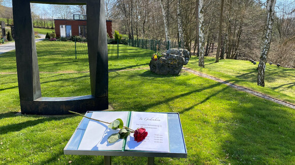 Friedhofsgesellschaft veröffentlicht Leitfaden für Beerdigungen ohne Angehörige