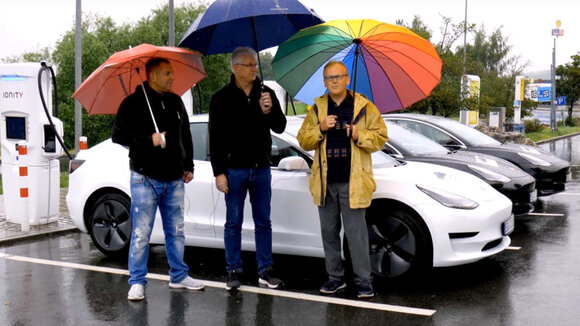 Reichweitentest aller 3 Model 3 Varianten in einer parallelen 400km Fahrt