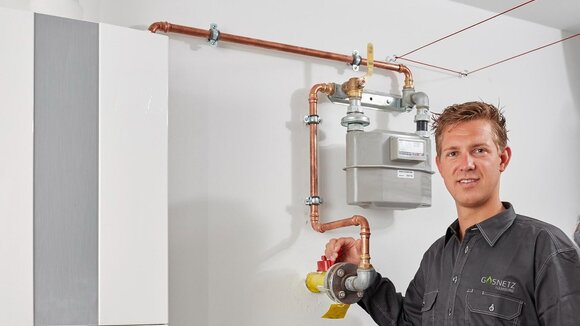 CO2-Ausstoß bei Altbauten um 1.800 Tonnen gesenkt: Umweltsenator verlängert „Klima-Bonus-Programm“