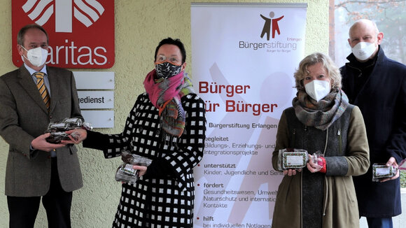 Bürgerstiftung Erlangen: Weihnachtsgebäck für Pflegeeinrichtungen