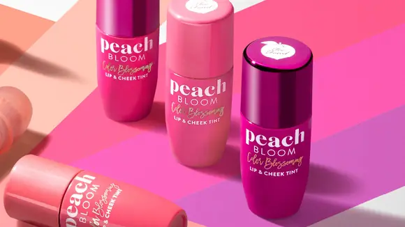 Glass Skin mit Too Faced
