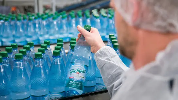 Glashäger wächst gegen den Trend
