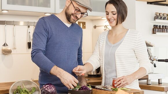 Gesund, einfach und lecker: Familien-Küche im Alstertal Einkaufszentrum mit den Kochbuch-Autoren Sarah Schocke und Alexander Dölle