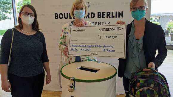 „Schulstarthilfe“ für 130 Familien im Kiez: Sammel- und Spendenaktion im Boulevard Berlin erfolgreich