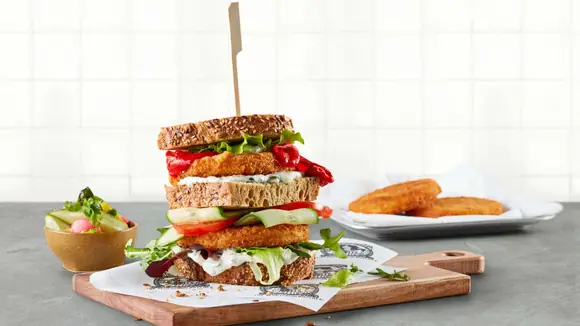 Da lachen ja die Hühner: The Vegetarian Butcher launcht den veganen Crispy NoChicken Burger