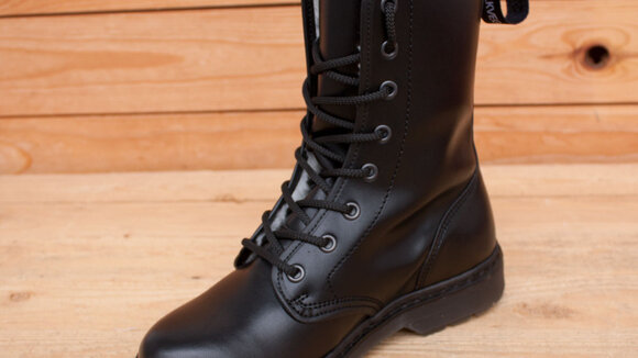 Apple Skin ist die ökologische Lederalternative aus Apfelfasern