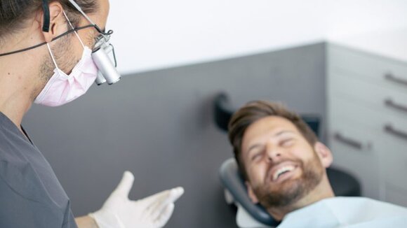 Zahnarzt Düsseldorf - Vuck