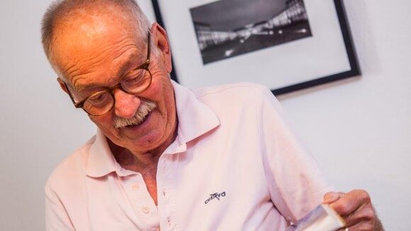 Richtungswechsel der Emotionen: Symptome wie Unruhe, Aggressivität oder Antriebslosigkeit nehmen bei regelmäßiger Teilnahme an der von Ergotherapeut:innen angebotenen Gruppentherapie ab, positive Gefühle kehren zurück. 