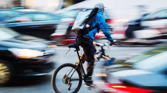 Was als Radfahrer erlaubt ist – als Autofahrer aber nicht